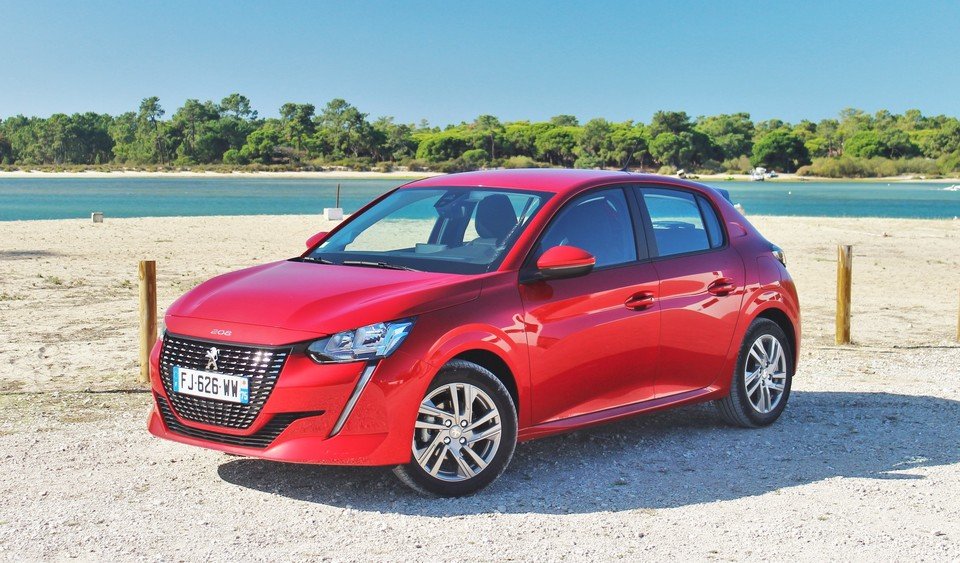 Peugeot 208 1.2 PureTech (100/130 hp) — engine oil guide