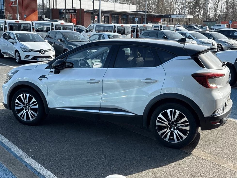 Renault Captur 1.3 TCe (130/140 hp) — engine oil guide